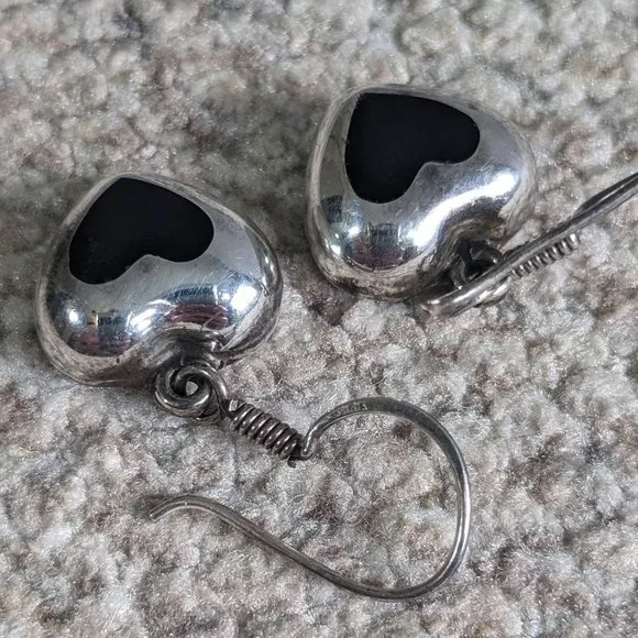 Vintage Mexican Taxco Sterling Silver Heart Charm Earrings with Black Onyx Inlay - Picture 7 of 9